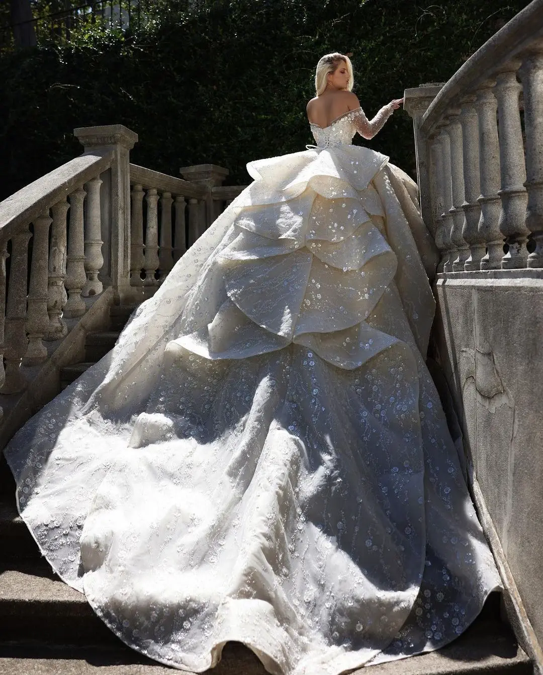 Изысканное бальное платье, свадебные платья с длинными рукавами, Бато, Блестящие аппликации из бисера, 3D кружева, многослойные свадебные платья с оборками 2