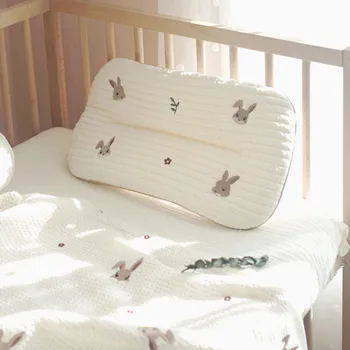 Корейская Ins Подушка для новорожденных Хлопковая вышивка Детская Впитывающая пот Подушка Детские Подушки Постельное Белье Украшение комнаты Подушка для кормления